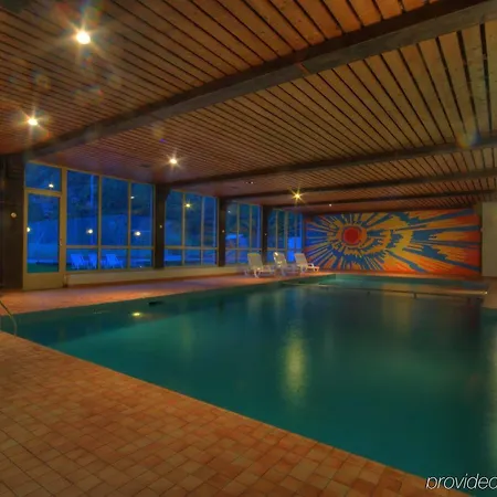 Premium @ Monte Rosa Апартаменты *