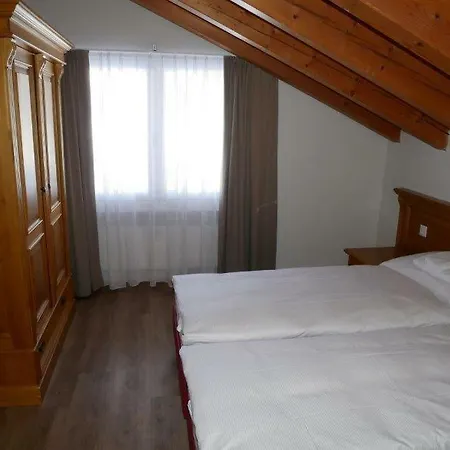 Premium @ Monte Rosa Таш